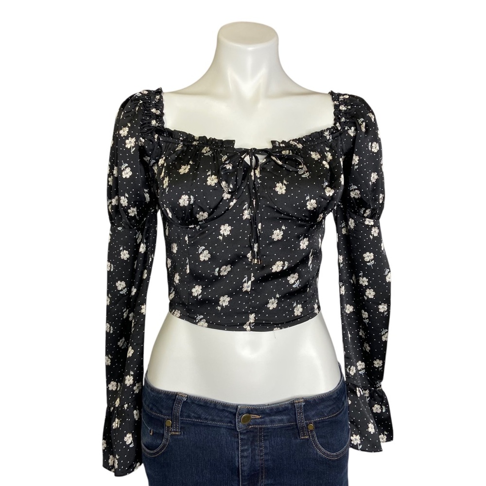 ACOA Floral Print Long Sleeve Smocked Crop Top Women's Top Black Size Small